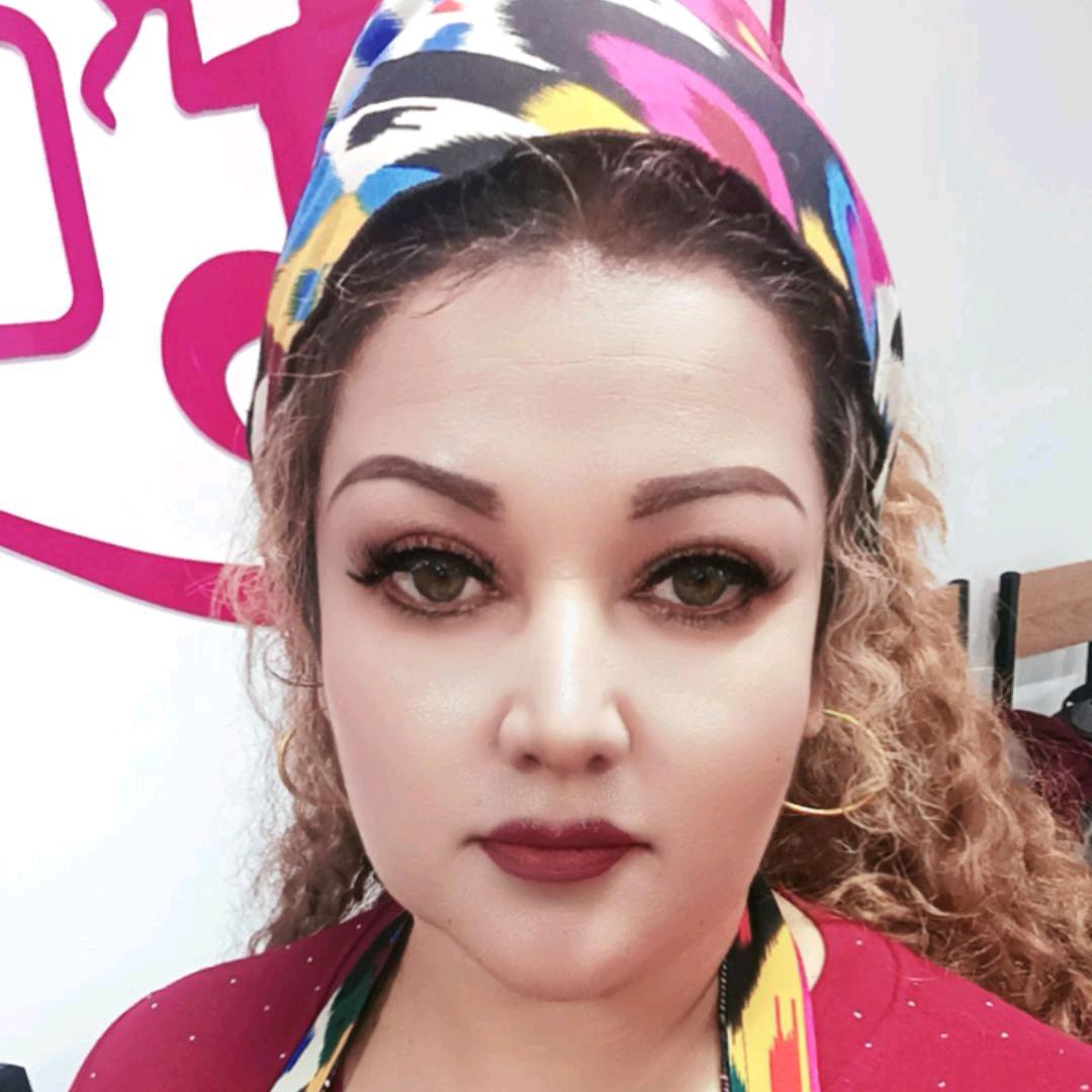 古力先销售批发服装店