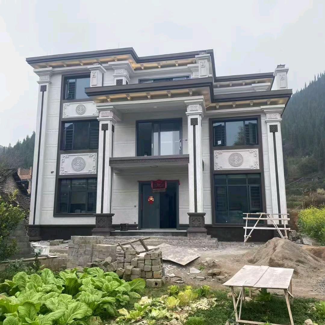 烈酒消愁，不念过往