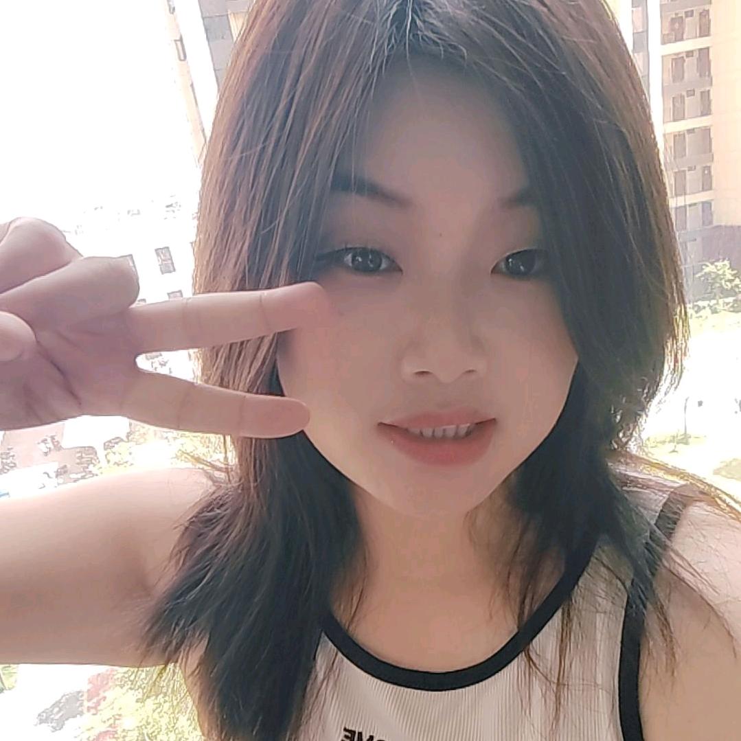 小❤️玲子
