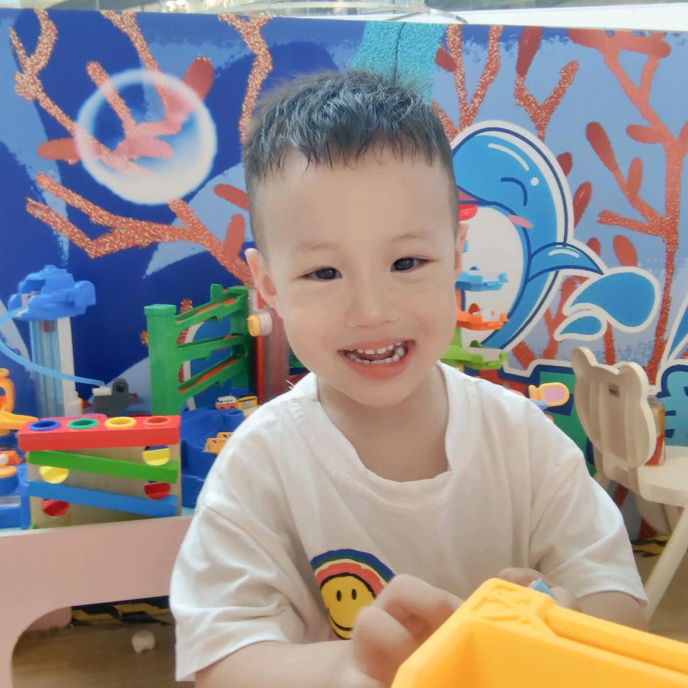 周宇