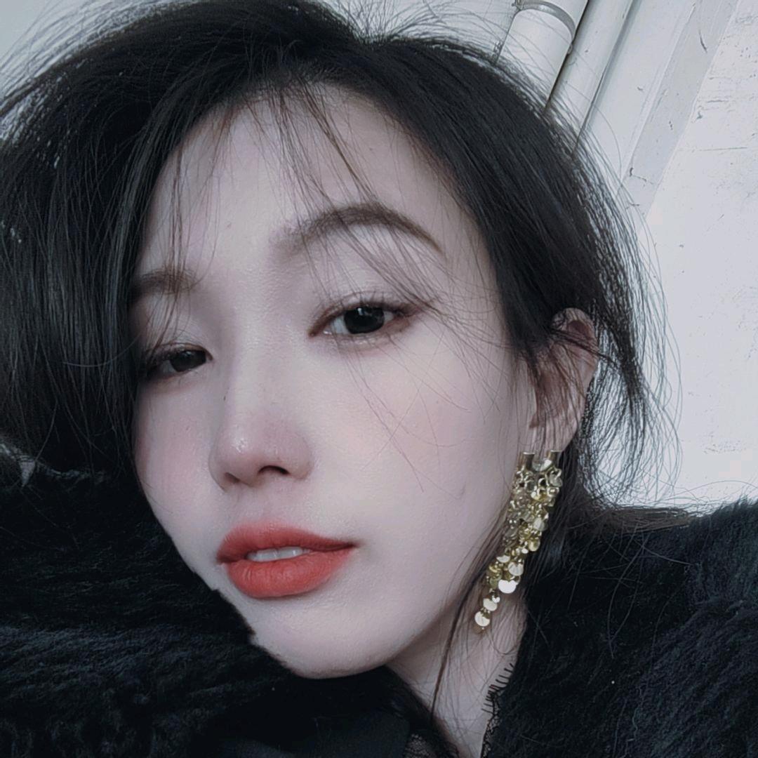 卖石头的娜娜