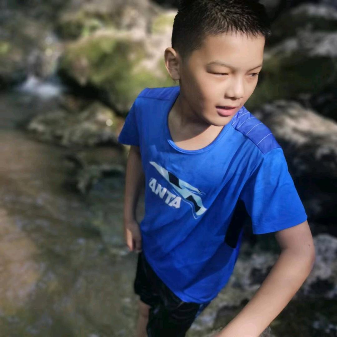 小毛哥⁸⁸⁶⁹