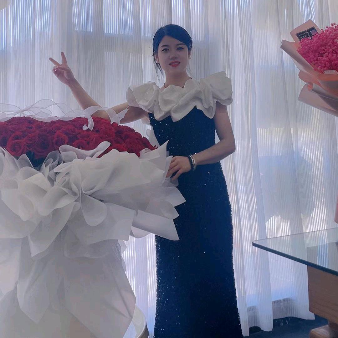 雅迹川姐（通山）jc1154308162