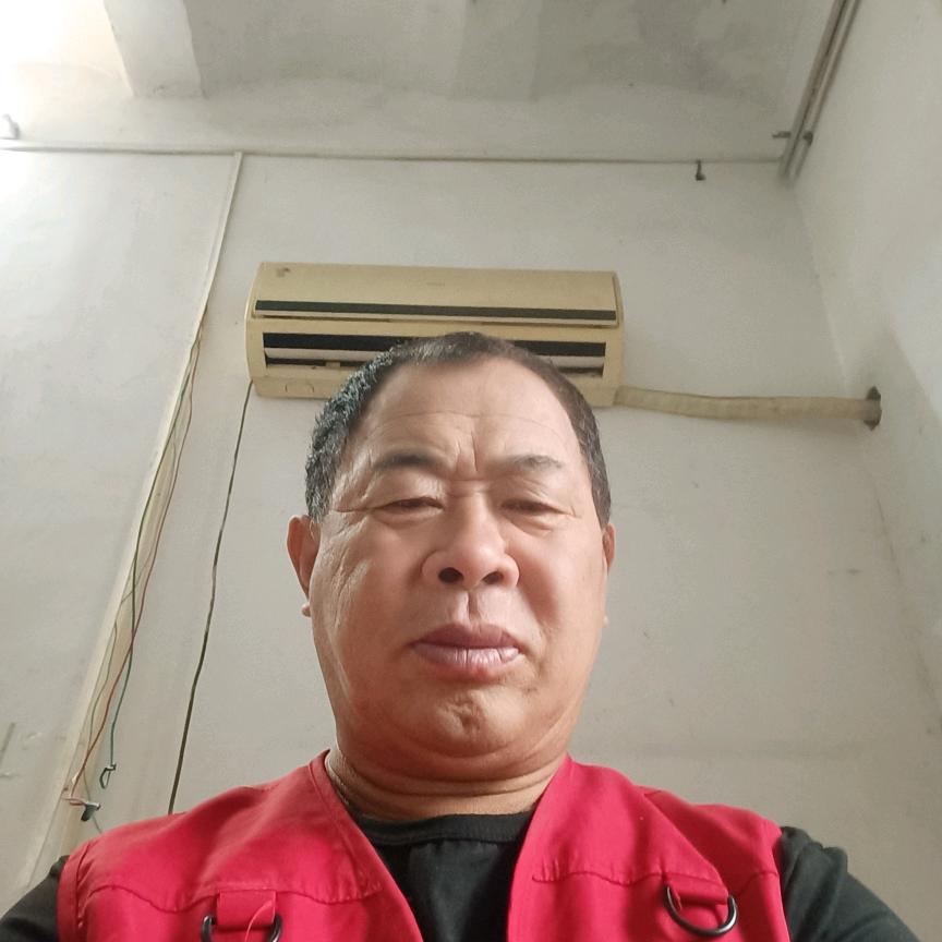 侯先生
