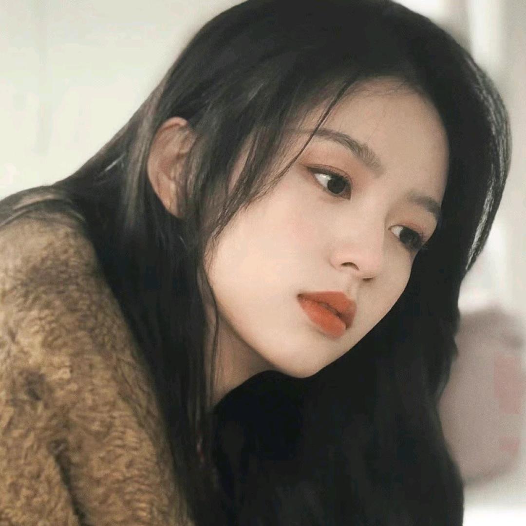 小何何何何何何