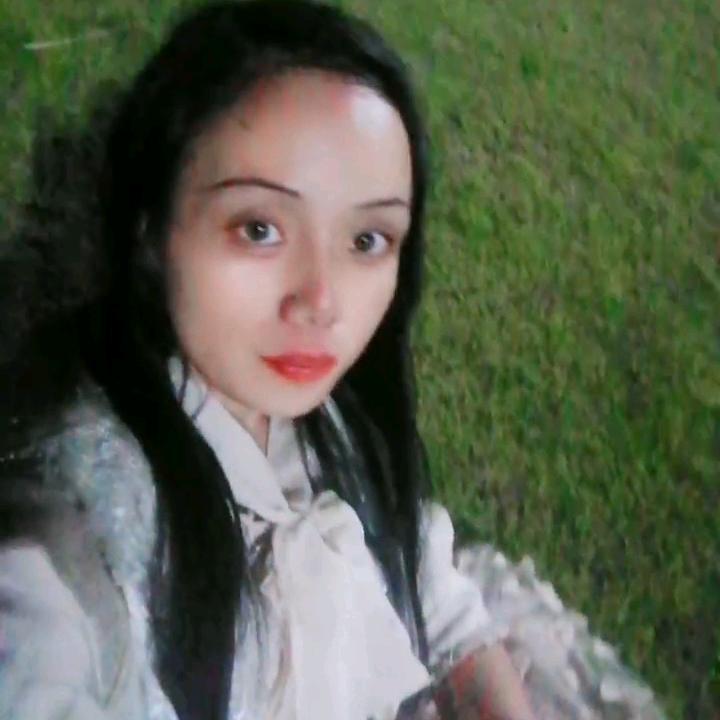 她她印象