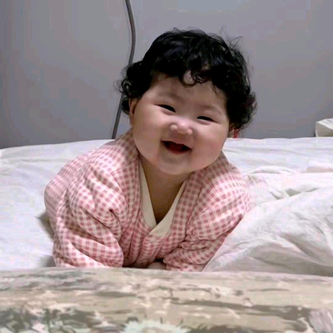大孙女可爱吗？亲们