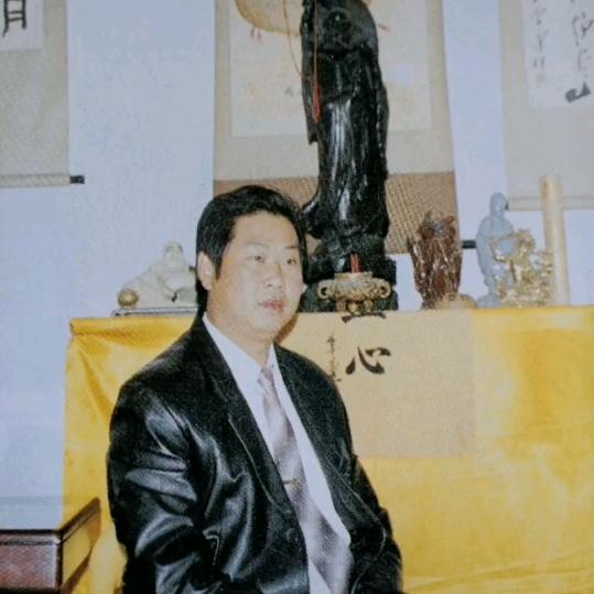 于国铭