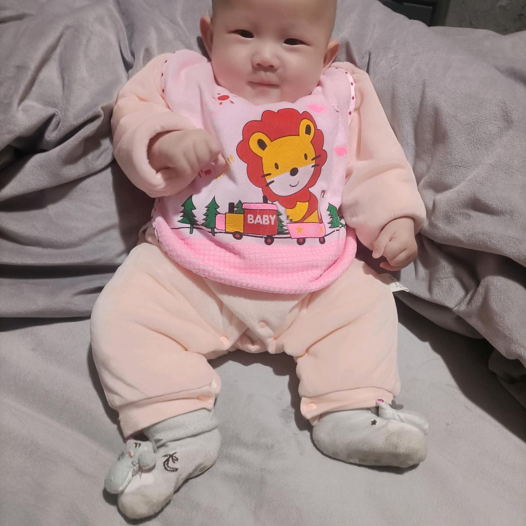 农村姑娘付