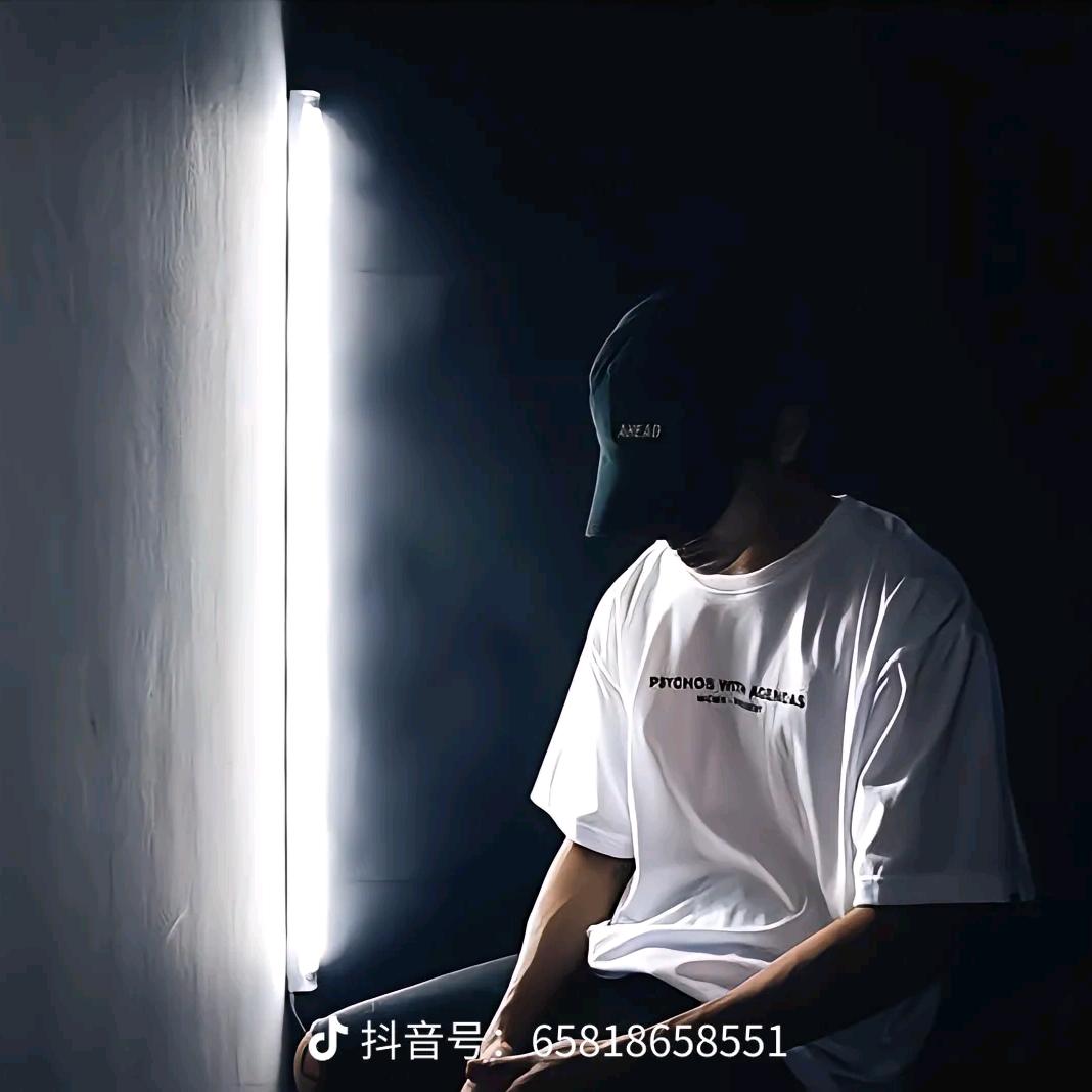 安龙/小唐