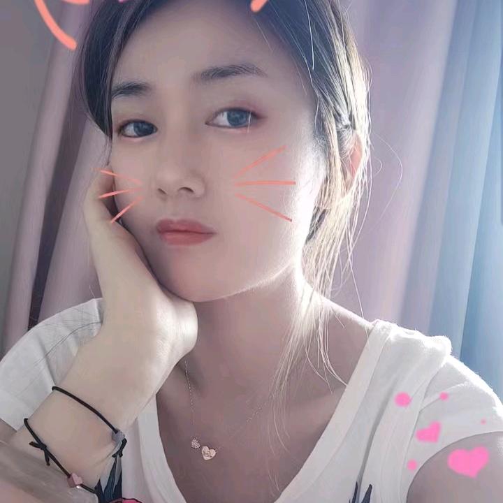 李菲
