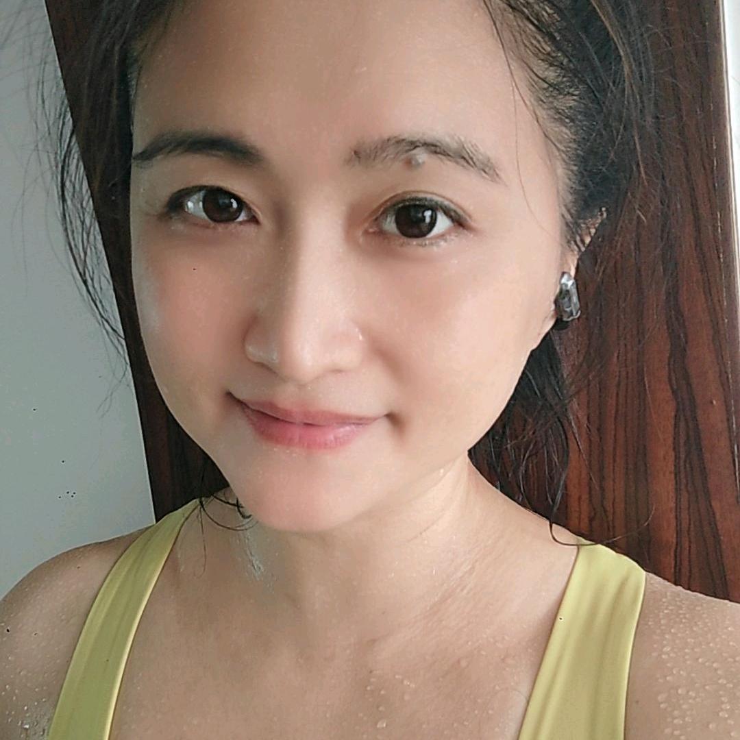 红红（橱窗有好物）