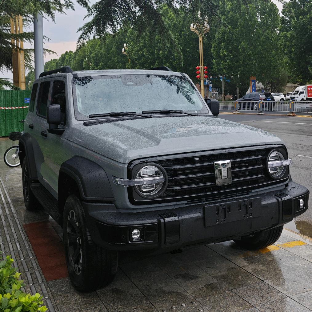 坦克T在路上