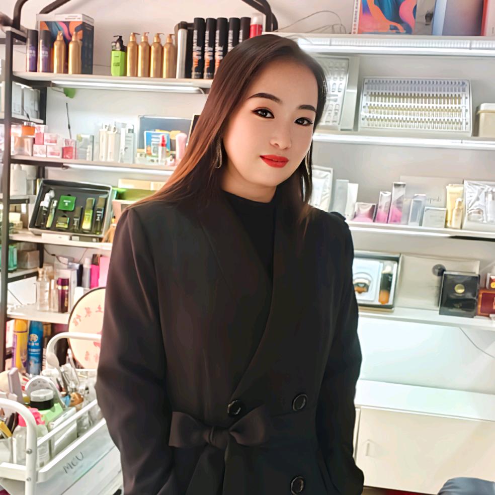 阿拉镇  珊珊美妆