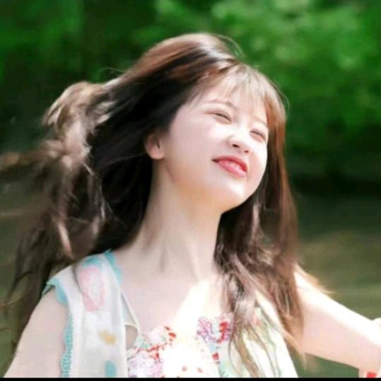 爱化妆的小七（养成系）