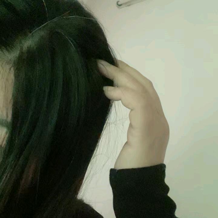M.梅