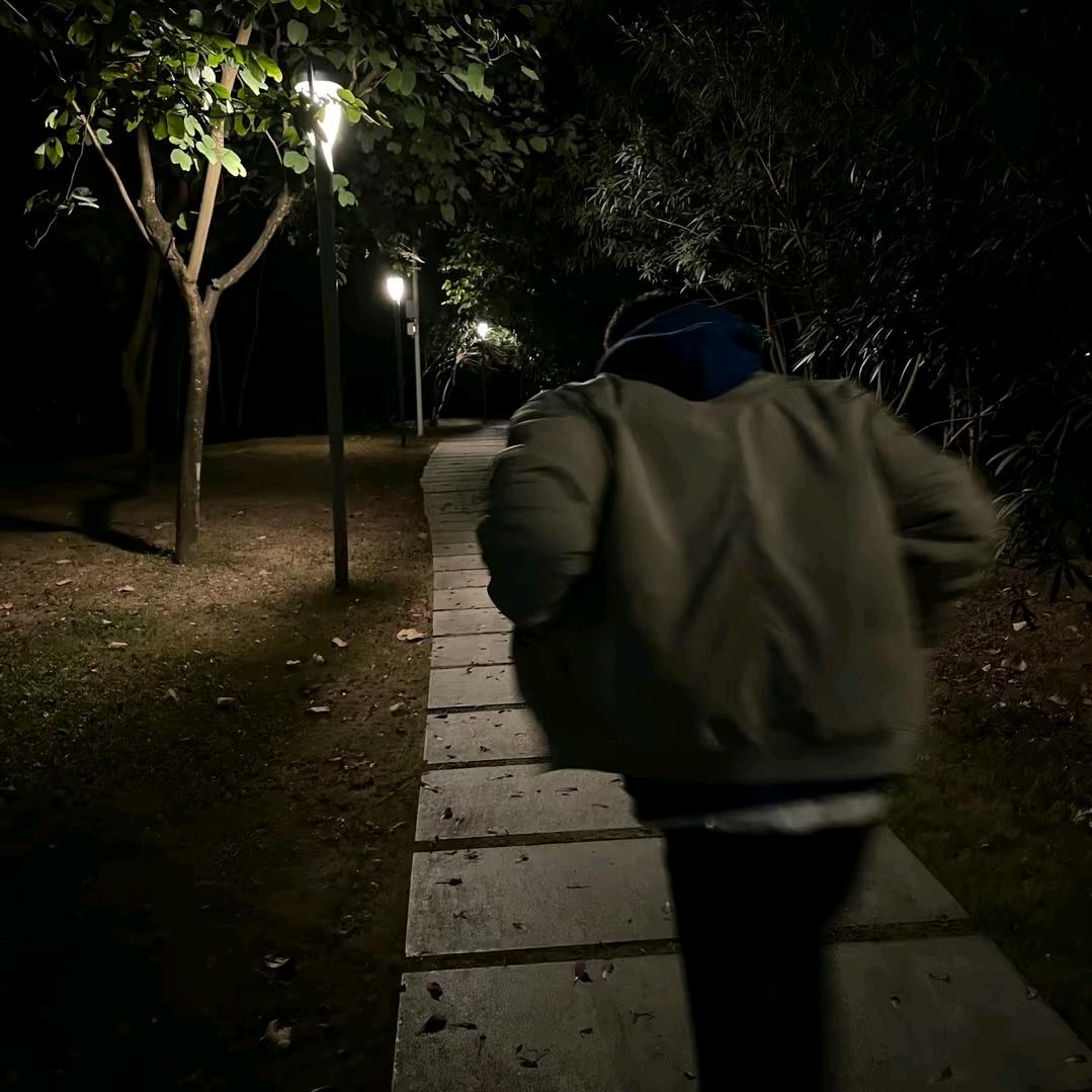 ℳ小小小程子的