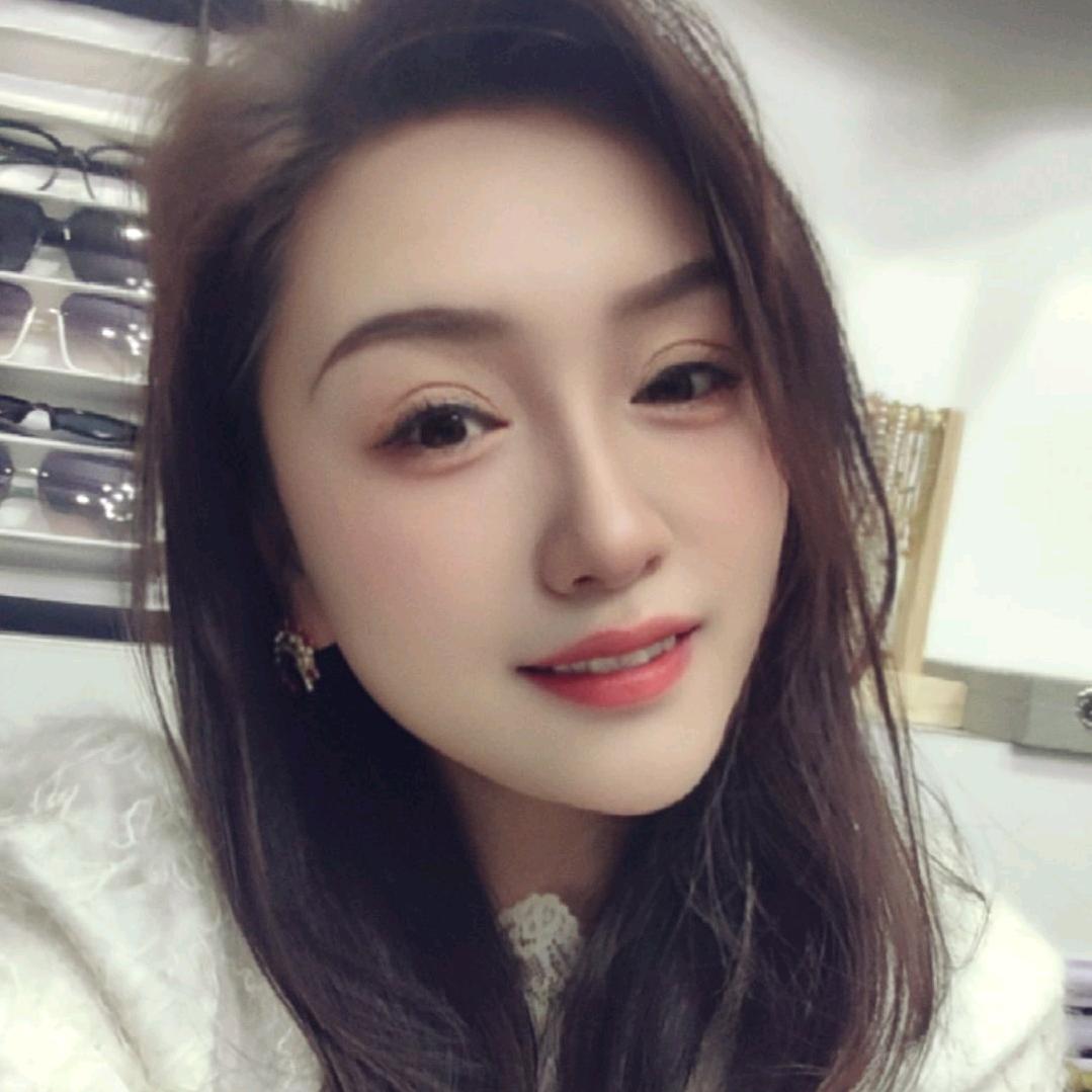 嘉峪关前沿女装