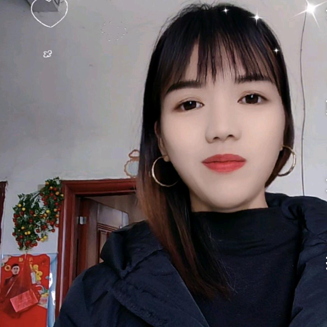 小何💃