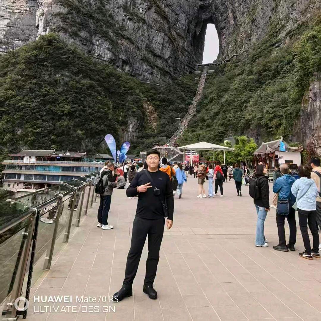 爱次郭包又🇨🇳