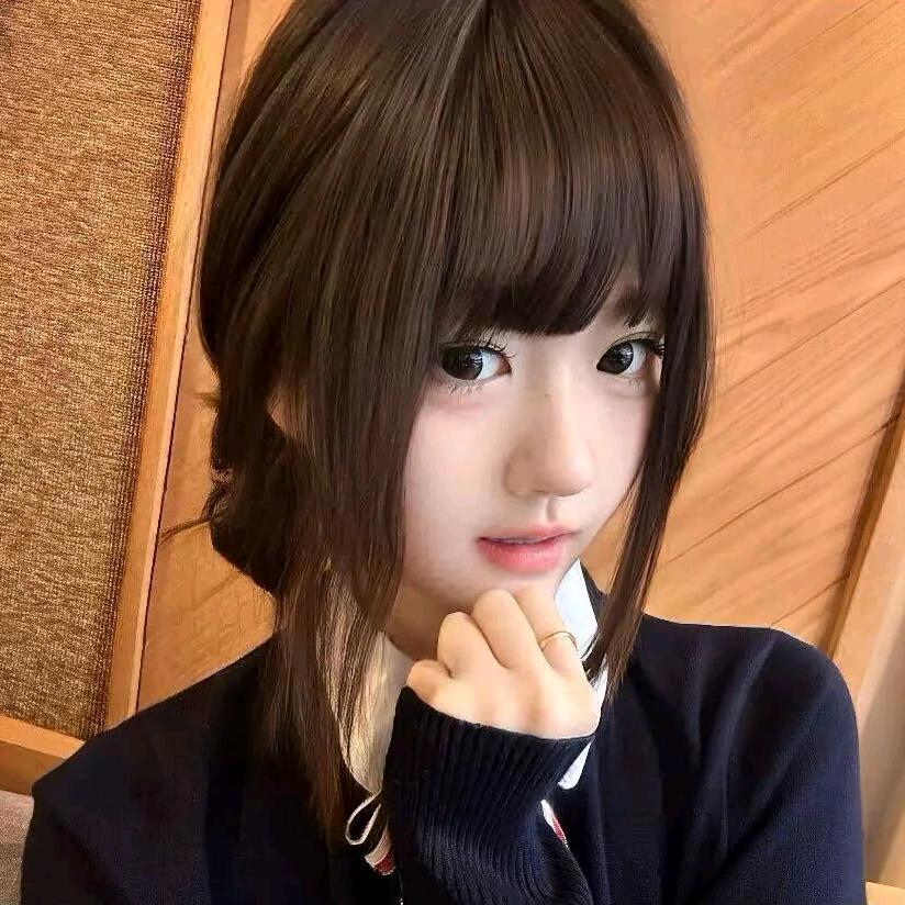 亲遍帅哥的嘴.