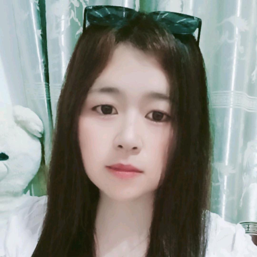 杨妞，爱唱歌