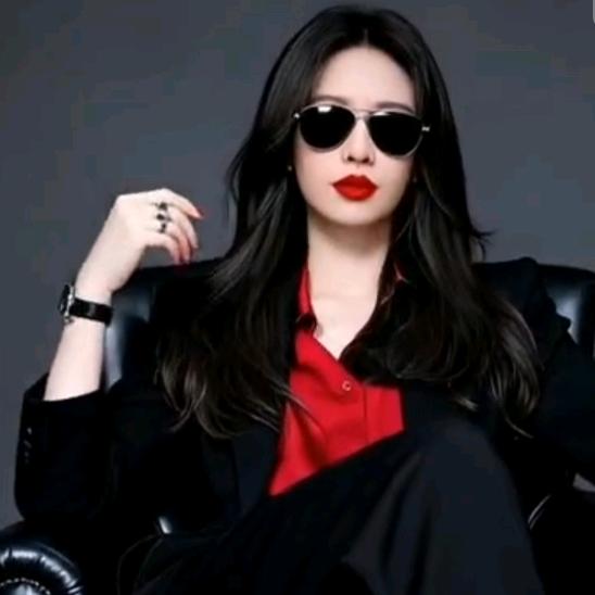 凌晨五点的太阳和你我都在努力......