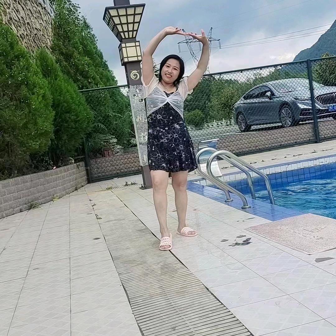 毕节百利玛门窗冷姐