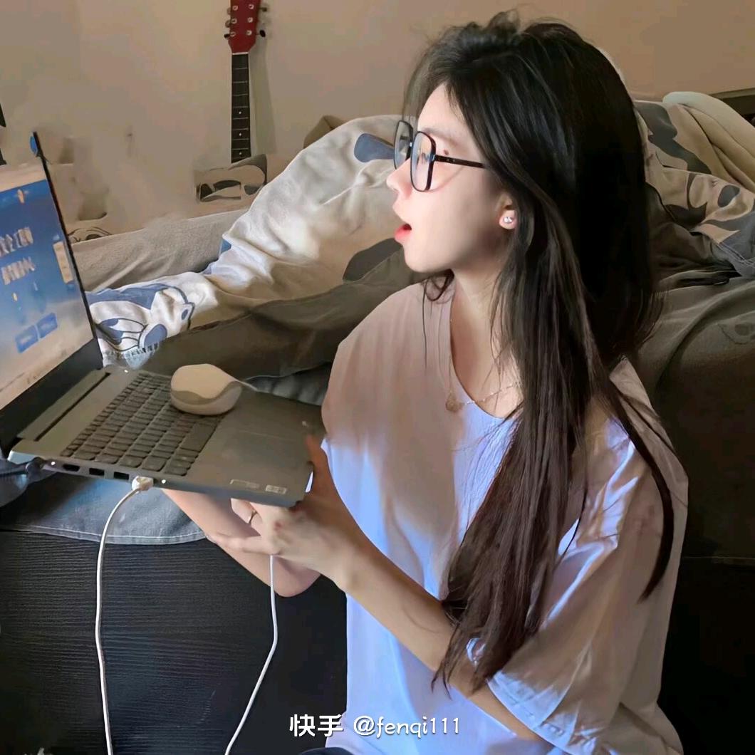 王七七