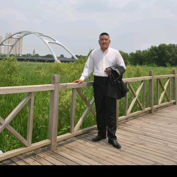 玉龙