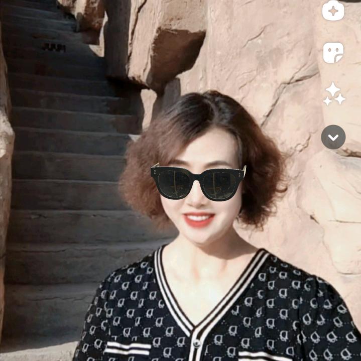 月亮之上n