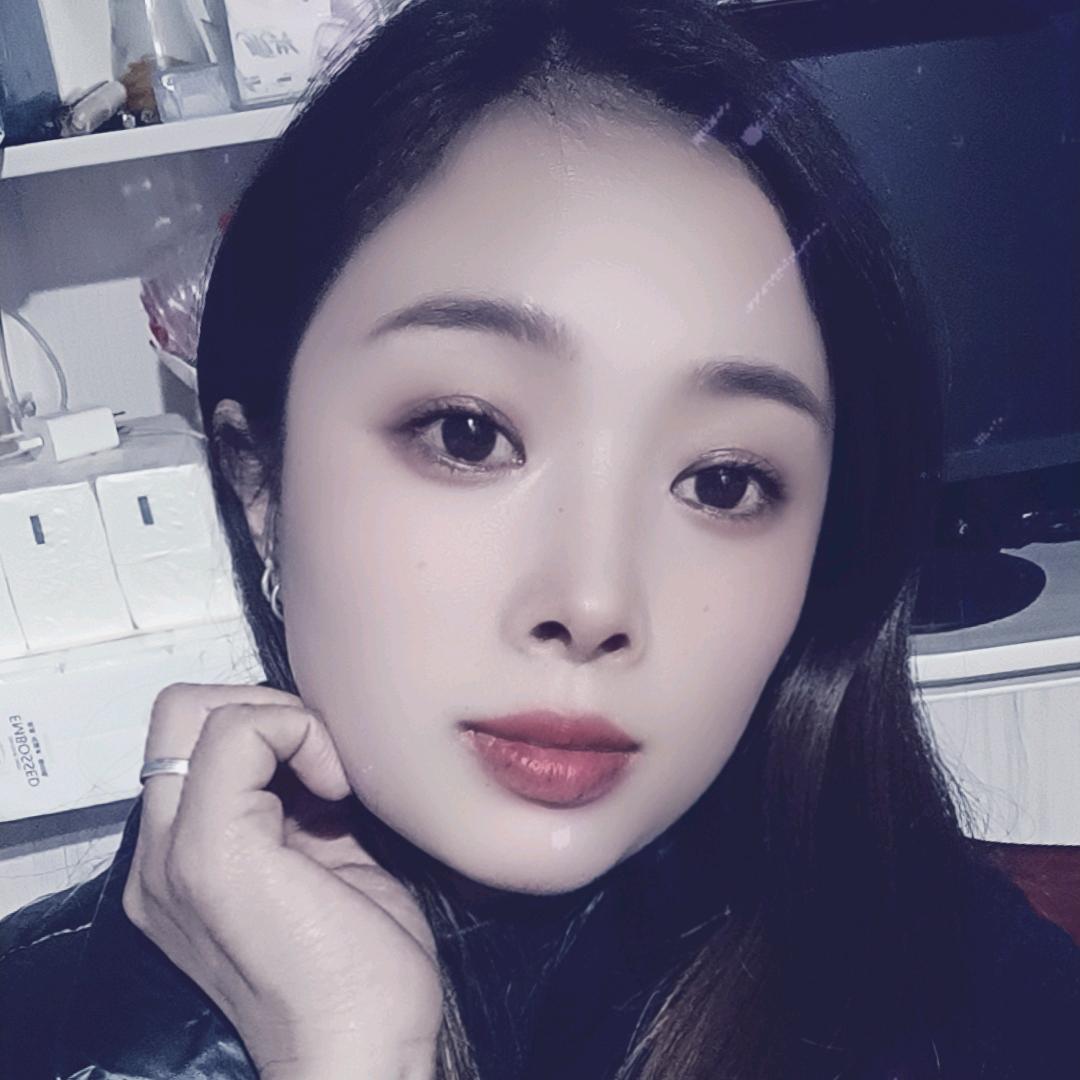 不为往事忧，只为余生笑。