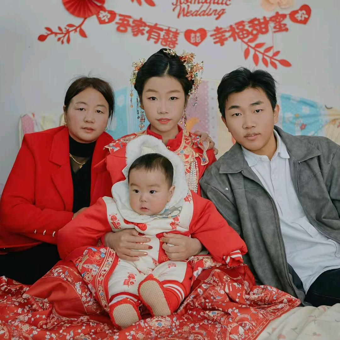 开心快乐。