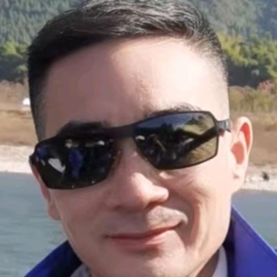 中年大叔