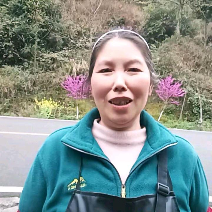 杨秀姐小号晚上7点