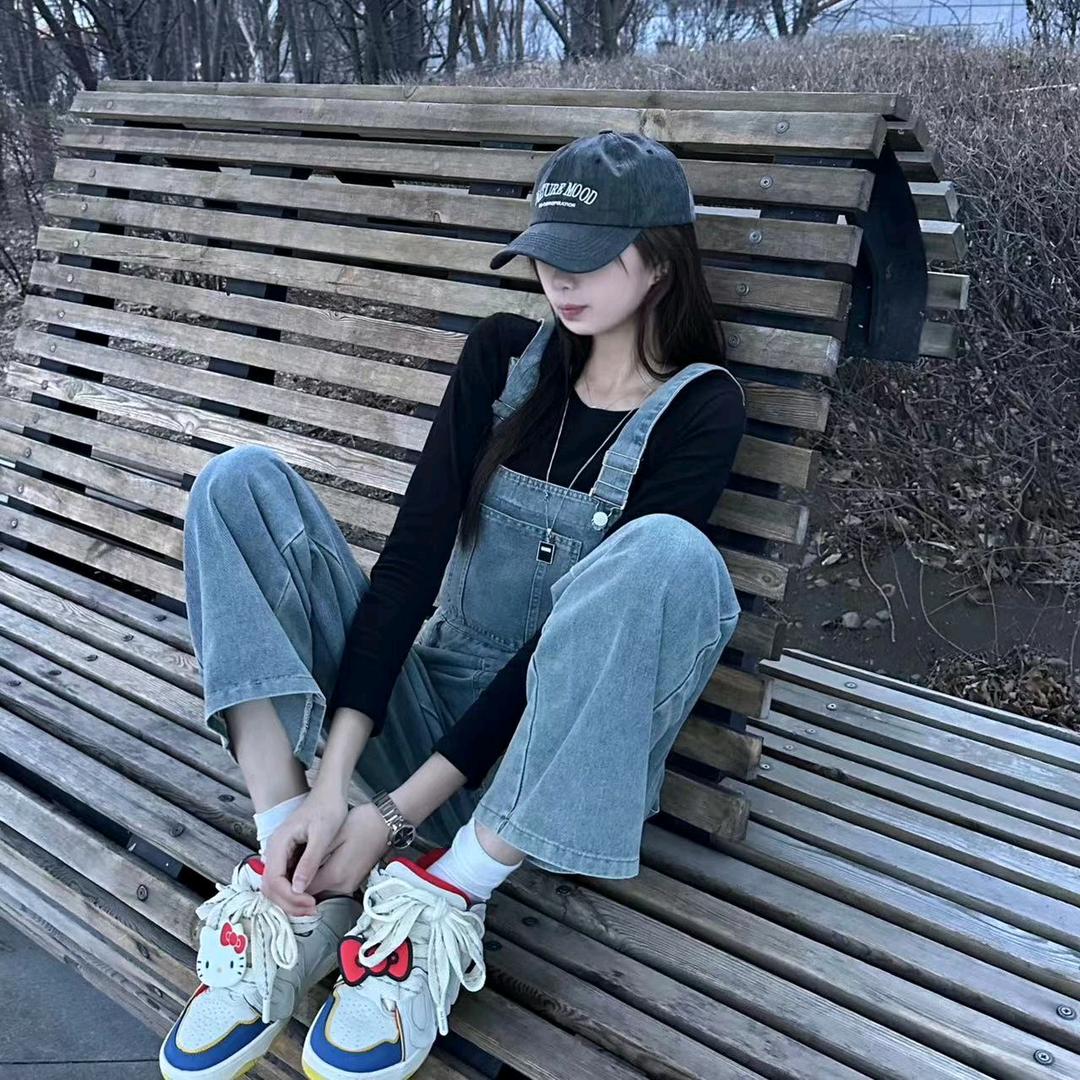 莉莉-💰💰💰