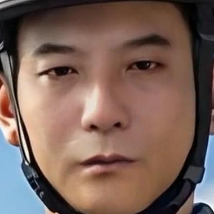 自由🦅