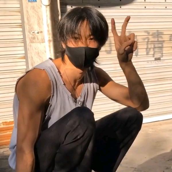 自律小龙