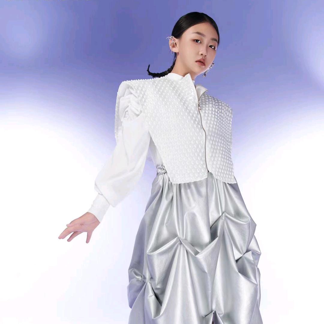 鑫姐.