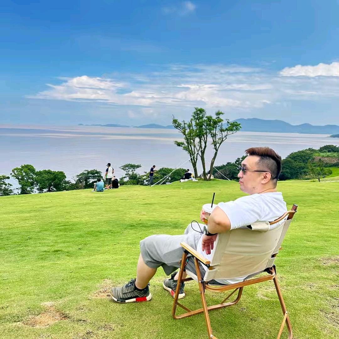 爱喝老白干的招财猫