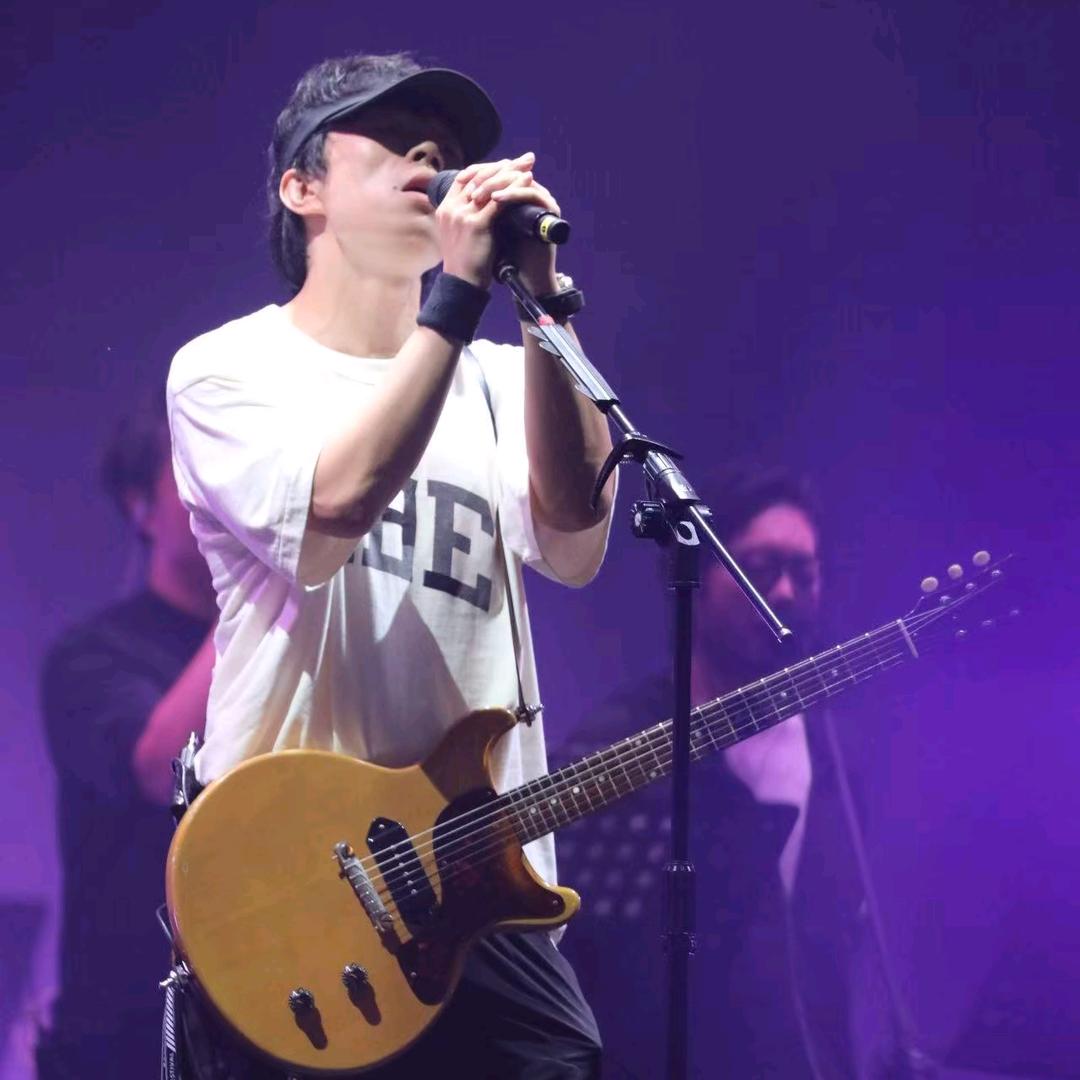 亲爱的哈德森🦔