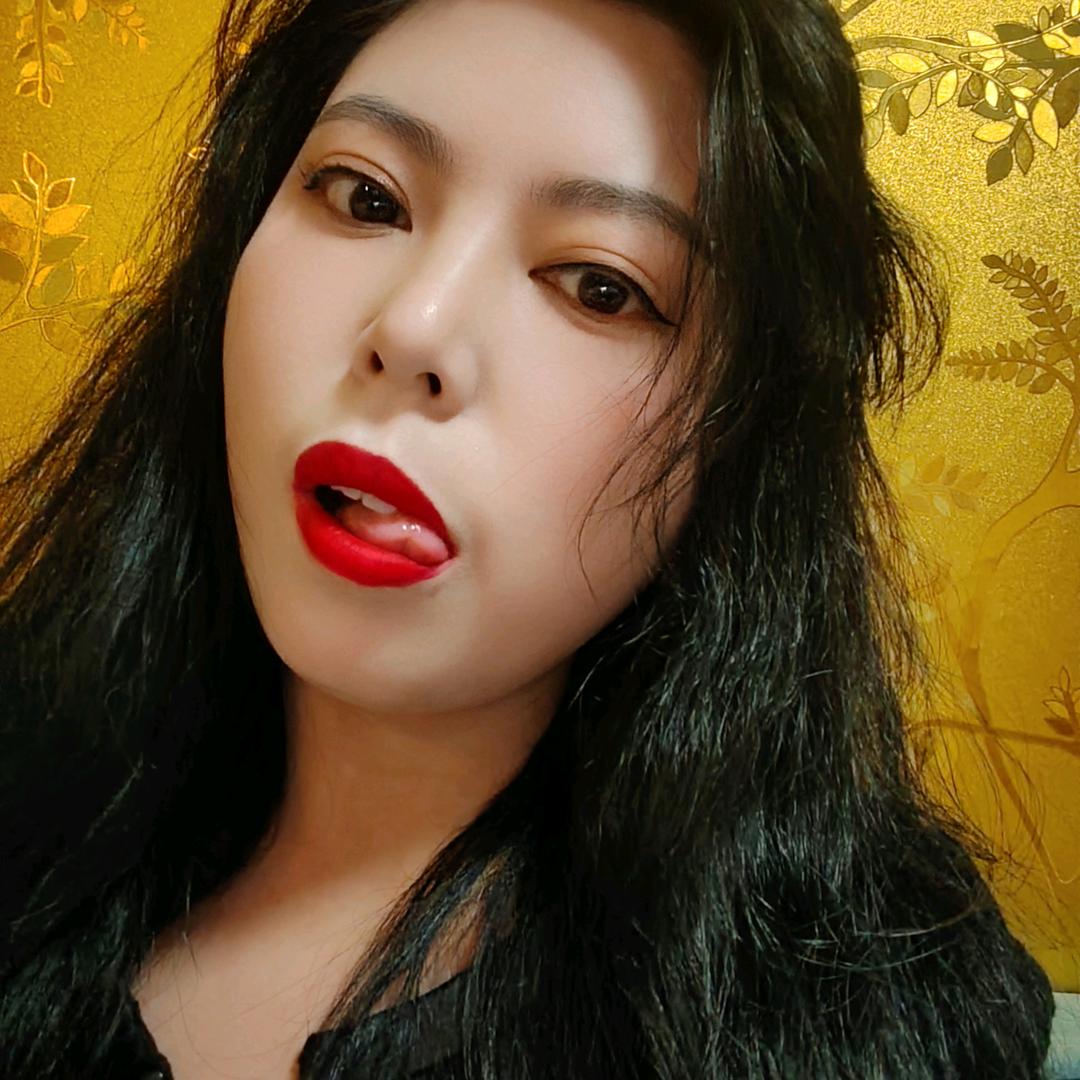 佳，，