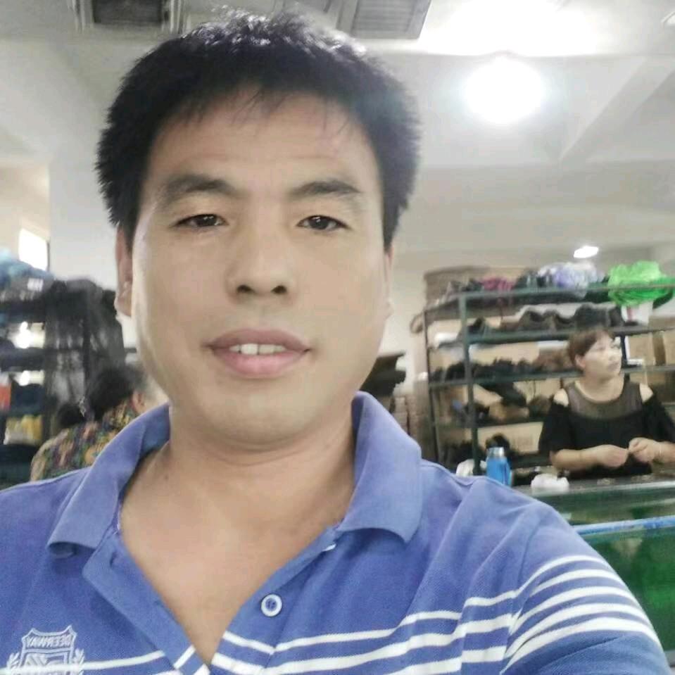 冰冷的小手