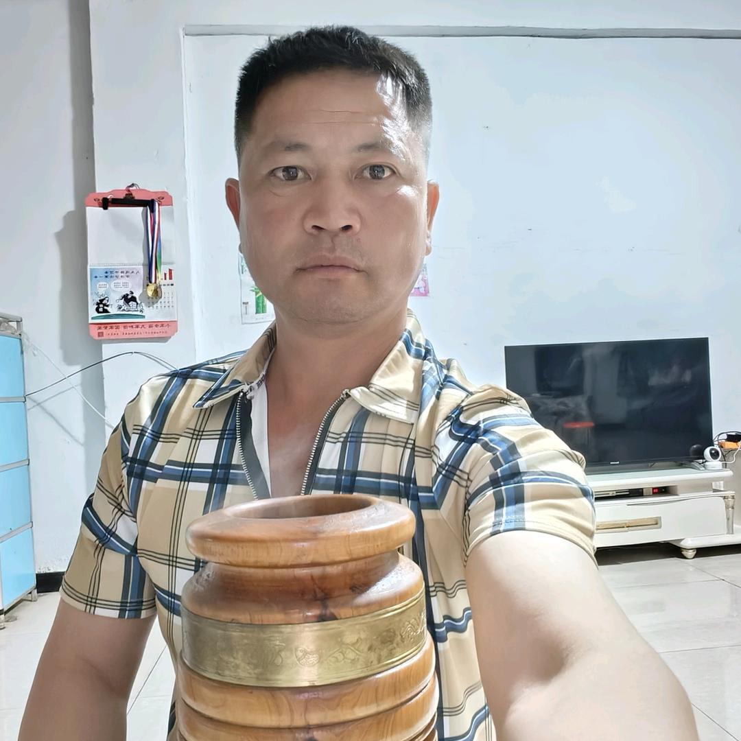 何哥