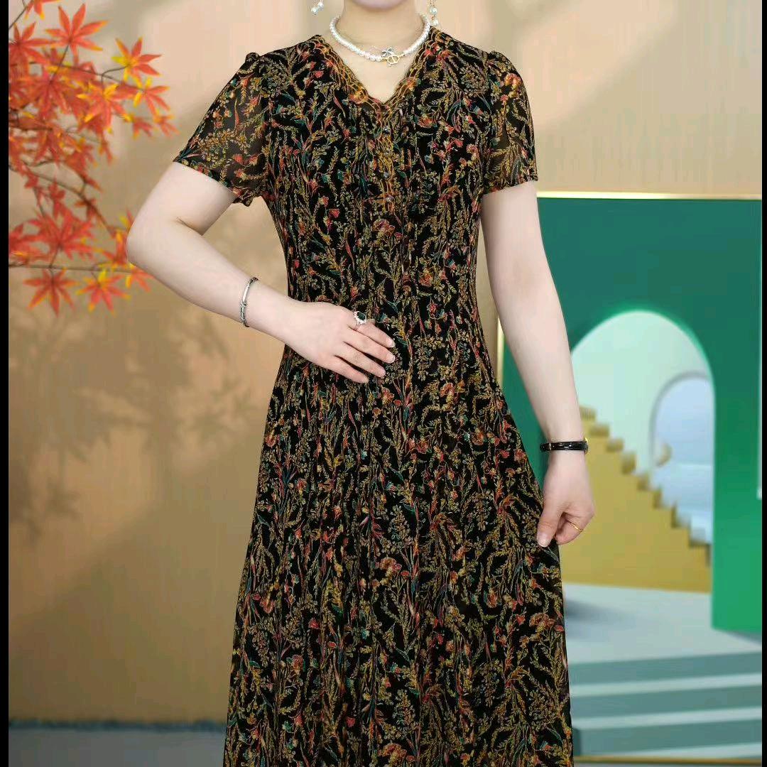 常熟婉婉服装商行蓉蓉妈妈装