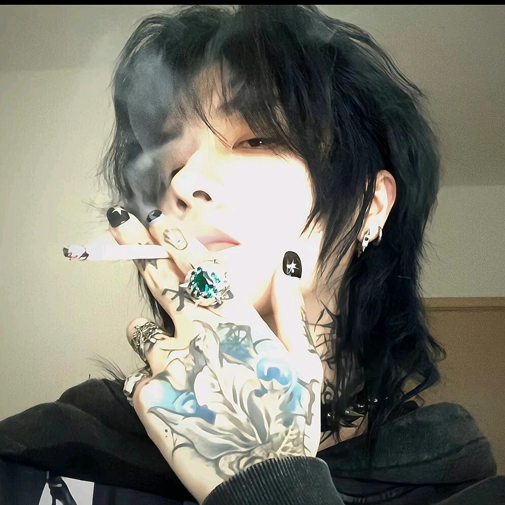 小鱼爱吃猫
