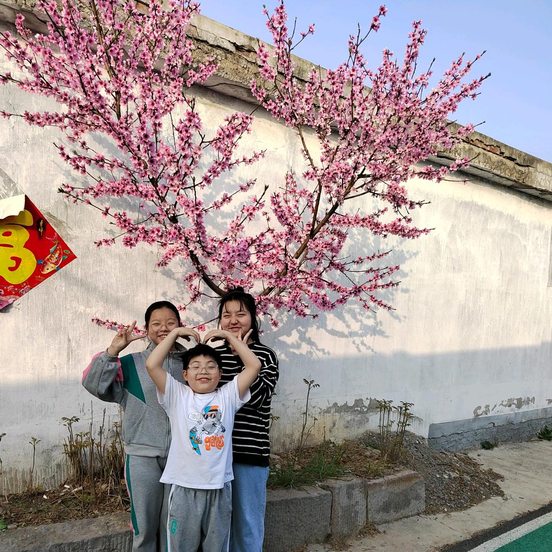 三个孩子的爸爸