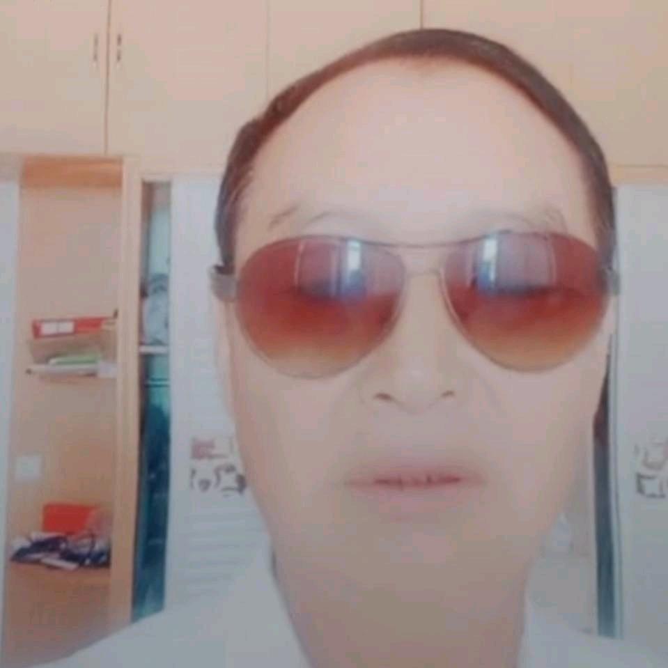 韩哥.