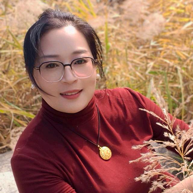 陳默不语🌻