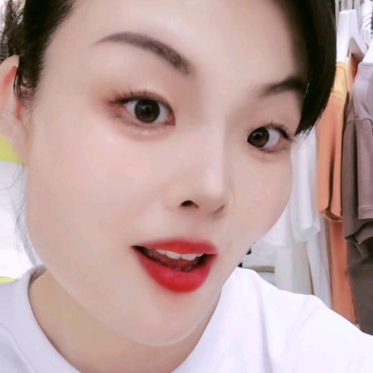 简妮特女装店